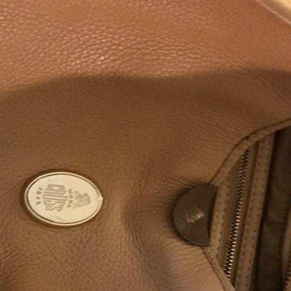 Mark Cross  Treasure! Cream Leather Bucket Bag - Picture 5 of 7